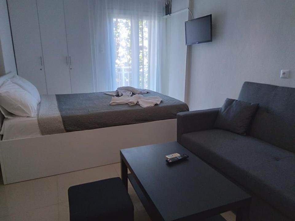 Little Beauty - Happyhostgr - In Platamonas Lägenhet Exteriör bild