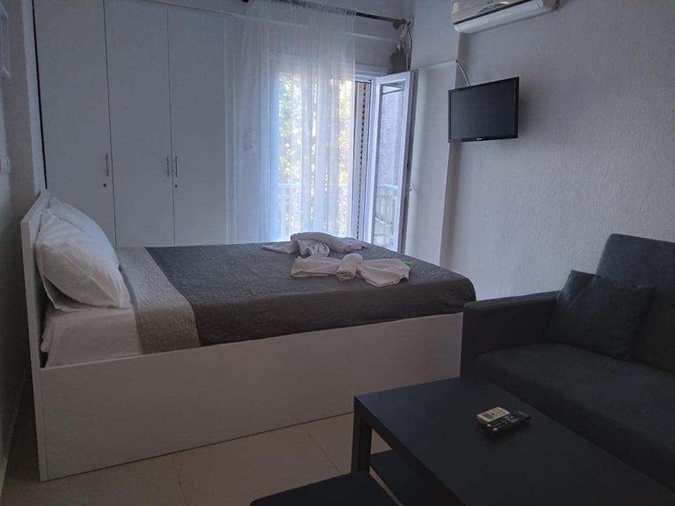 Little Beauty - Happyhostgr - In Platamonas Lägenhet Exteriör bild
